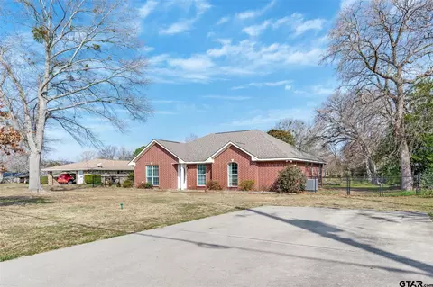 1511 Proctor Ave, Mount Pleasant, TX 75455