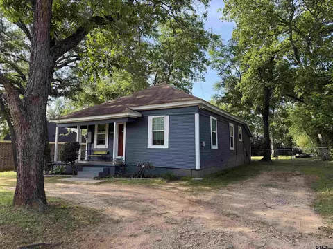 1509 Richards St, Tyler, TX 75702 photo 3