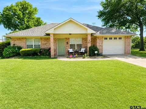 114 Westpark, Pittsburg, TX 75686