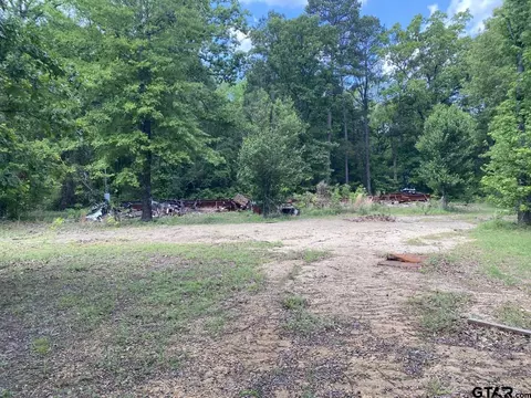 1011 Cr 4112, Hughes Springs, TX 75656
