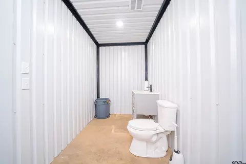 Bath - 126 Gamel Rd, Longview, TX 75604 photo 1 of 1