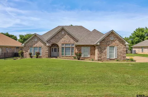 122 N Bay Dr, Bullard, TX 75757