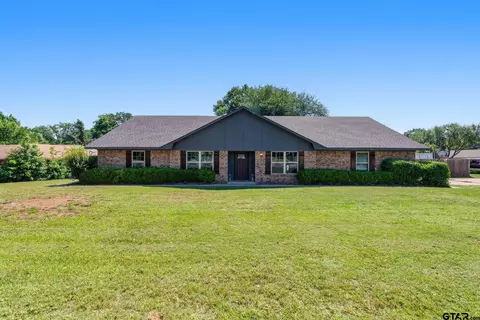 17621 Summer Pl, Whitehouse, TX 75791