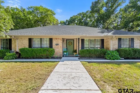15428 Charlotte Ann Ln, Tyler, TX 75707