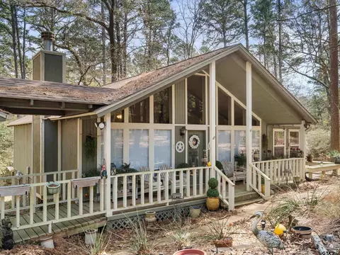 168 Hearthside Path, Holly Lake Ranch, TX 75765