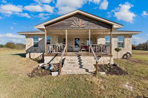 17215 Tarlton Rd, Mabank, TX 75147