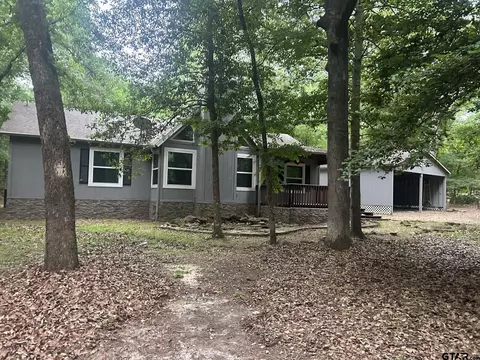 2055 Valleywood Trl, Holly Lake Ranch, TX 75765