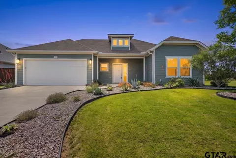 103 Wesson St, Gun Barrel City, TX 75156