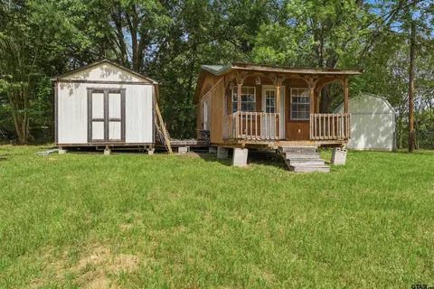 Exterior - 115 Imperial Dr, Mabank, TX 75156 photo 3 of 5