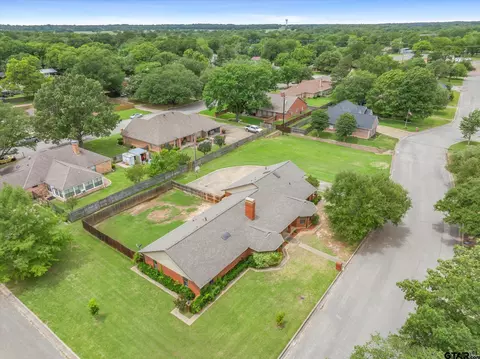 163 Granada Sq, Canton, TX 75103
