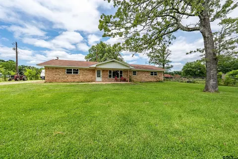7037 E Us Hwy 80, Hawkins, TX 75765