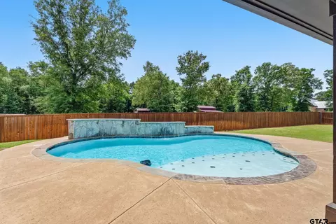 20926 Patriot Cir, Tyler, TX 75703