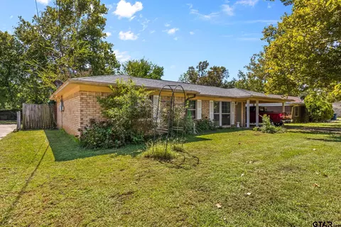 309 Henderson, Mount Pleasant, TX 75455