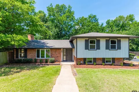 2819 Juniper Ln, Tyler, TX 75701