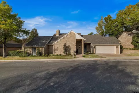 842 Ashford Ct, Tyler, TX 75703