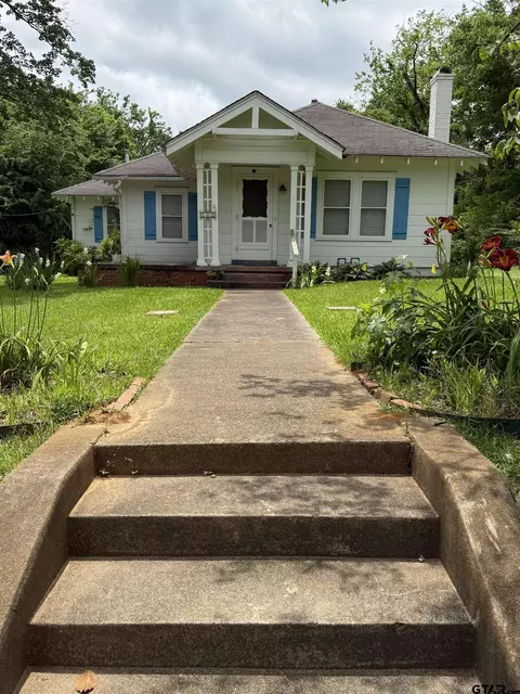 202 W W Pne, Palestine, TX 75801