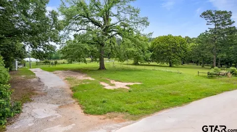 10204 Cr 135, Flint, TX 75762