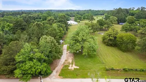 10204 Cr 135, Flint, TX 75762