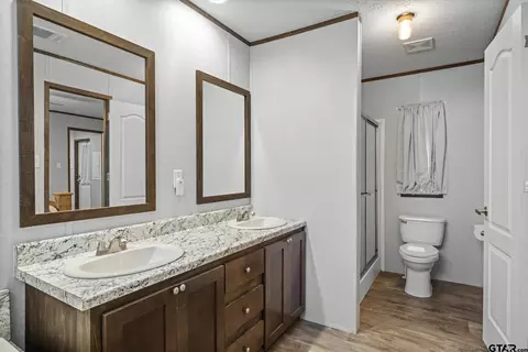 Bath - 9830 E Us-80, Terrell, TX 75161 photo 2 of 4