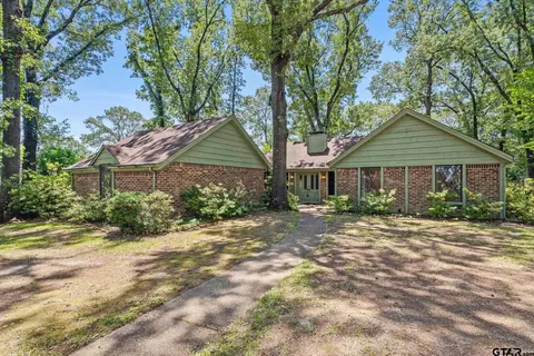 1206 Hampton Ln, Tyler, TX 75701