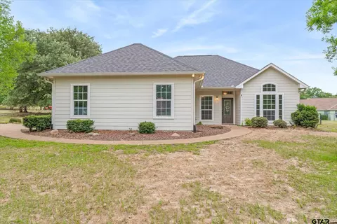 274 Sonora Ln, Holly Lake Ranch, TX 75765