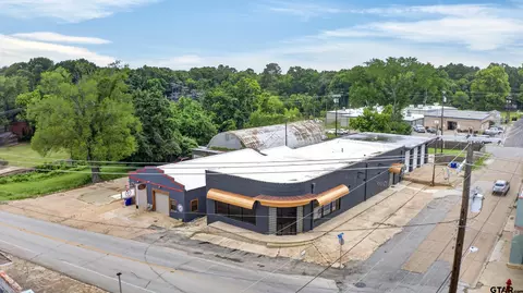 112 E Goliad Ave, Crockett, TX 75835