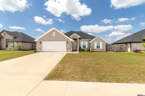 227 Amanda Ave, Bullard, TX 75757
