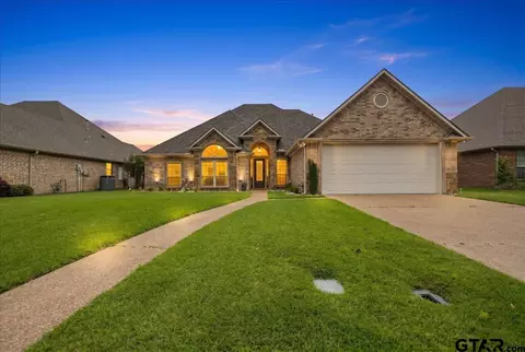 838 Carriage Dr, Tyler, TX 75703