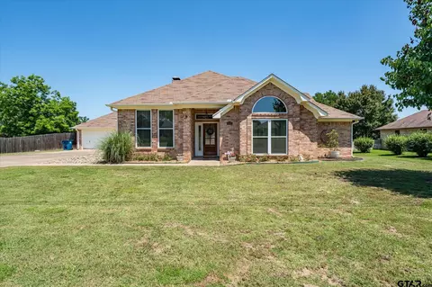 726 Crestview St, Chandler, TX 75758