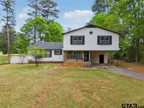 5503 Victory Dr, Marshall, TX 75672