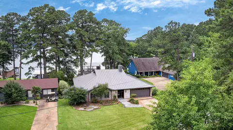 214 Lazy Lane Cir, Grapeland, TX 75844