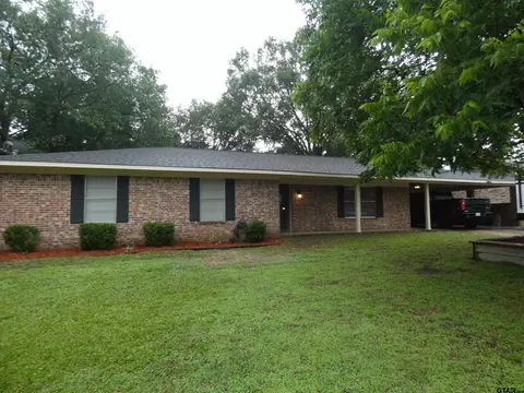 408 Rosewood, Mount Pleasant, TX 75455