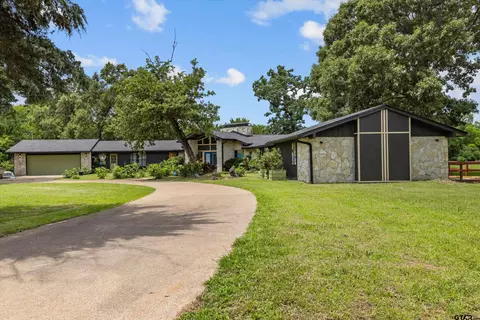 412 Woodhaven Cir, Jacksonville, TX 75766