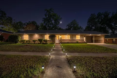 117 Ridgecrest Dr, Tyler, TX 75701