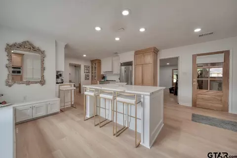 203 Texas Dr, Hideaway, TX 75771