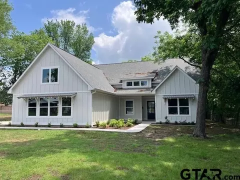 820 Mulberry St, Sulphur Springs, TX 75482
