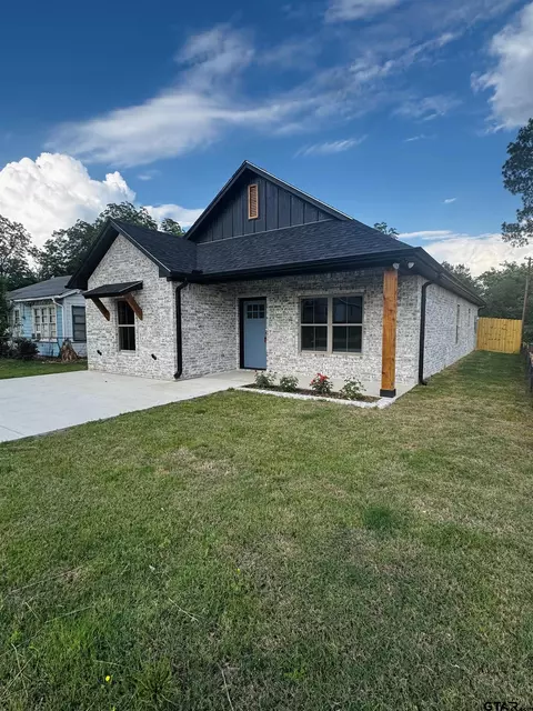 1413 N N Smt, Tyler, TX 75702