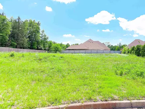 7761 Laurel Springs Ln, Tyler, TX 75703