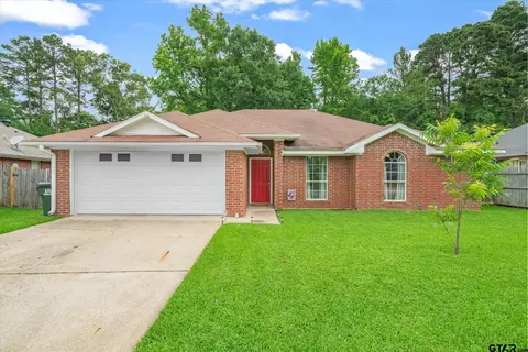 341 Frederick Cir, Flint, TX 75762