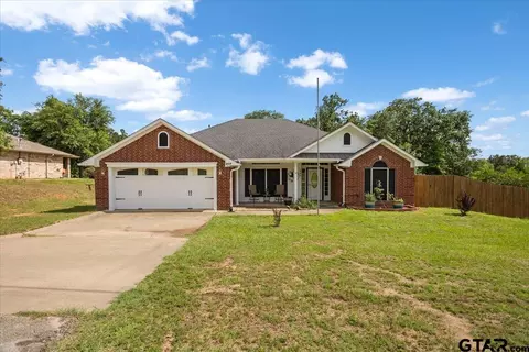 809 Jack Dr, Lindale, TX 75771