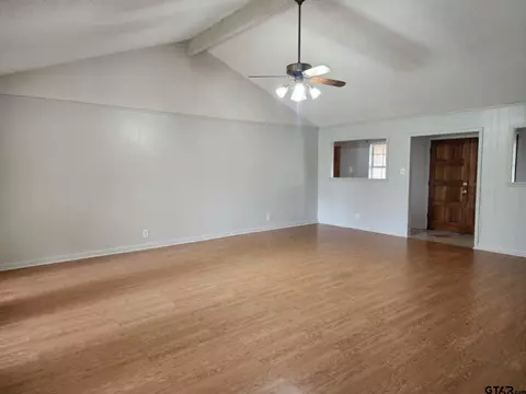 1308 Fairhaven St, Longview, TX 75605