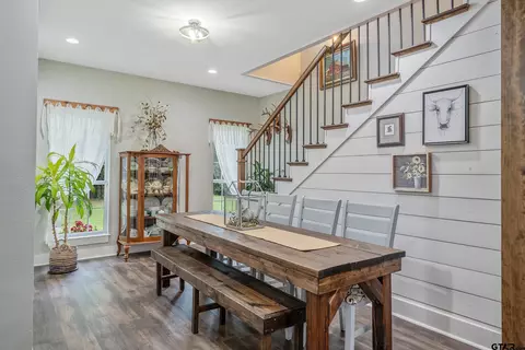 Dining - 14370 County Road 343, Tyler, TX 75708 photo 1 of 2