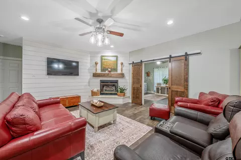 Living - 14370 County Road 343, Tyler, TX 75708 photo 2 of 2