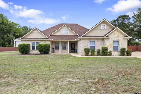 16742 Meadow Crst, Lindale, TX 75771