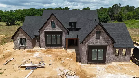 518 Artesian Meadows Dr, Bullard, TX 75757