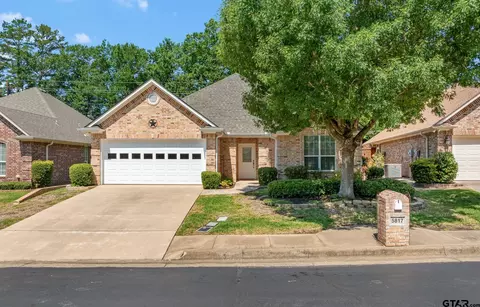 5817 Cross Creek Cir, Tyler, TX 75703