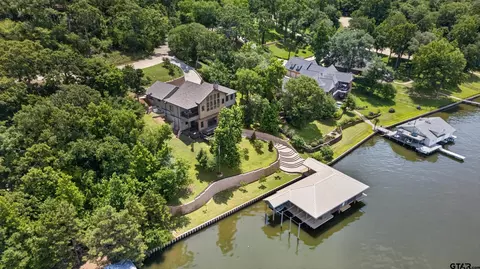 127 N Lake Bluff Dr, Bullard, TX 75757