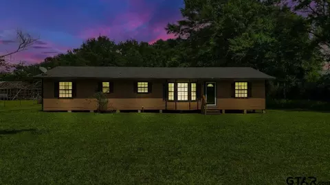 2997 County Road 4260, Mount Pleasant, TX 75455