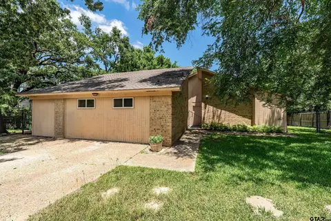 607 Northgate Rd, Hideaway, TX 75771