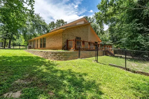 607 Northgate Rd, Hideaway, TX 75771